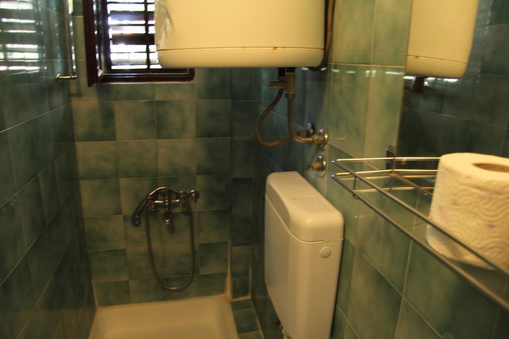 Novalja Guesthouse Economy Rooms Exteriér fotografie