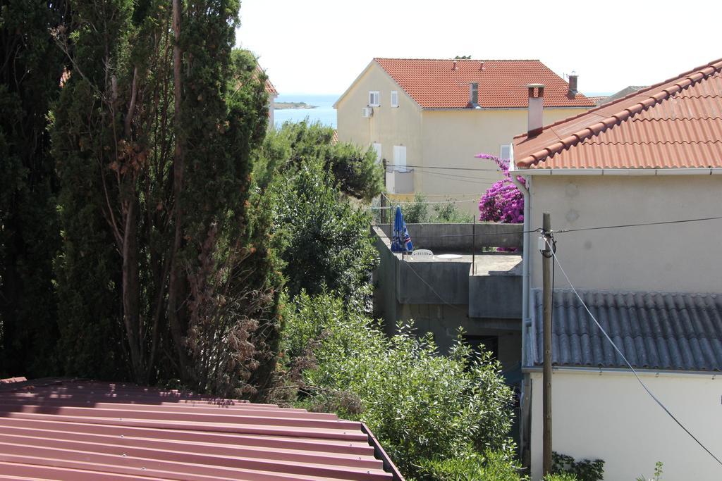 Novalja Guesthouse Economy Rooms Exteriér fotografie