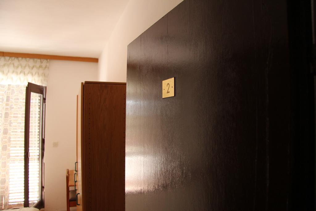 Novalja Guesthouse Economy Rooms Exteriér fotografie