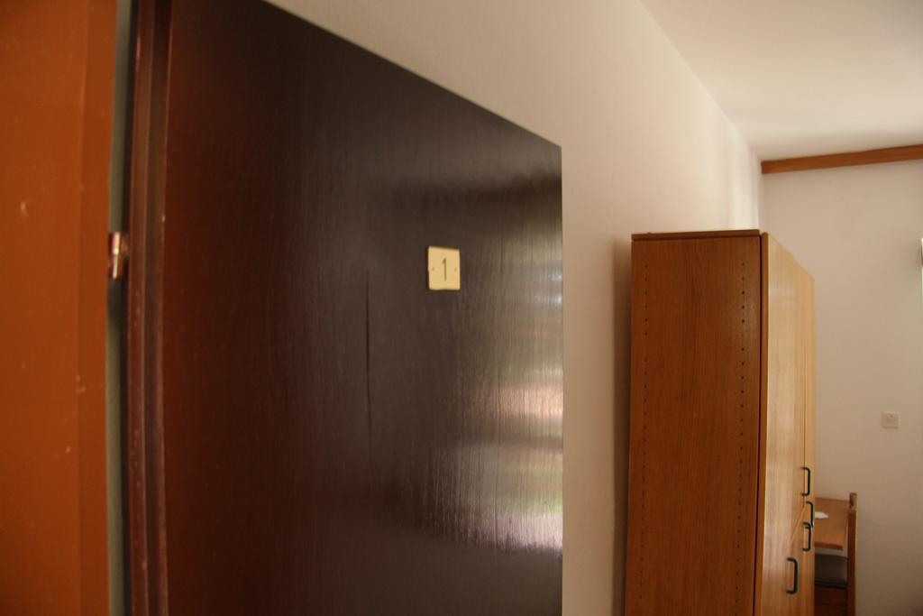 Novalja Guesthouse Economy Rooms Exteriér fotografie