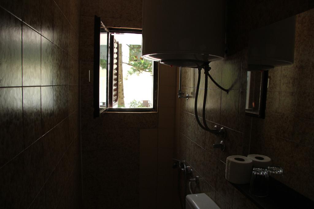 Novalja Guesthouse Economy Rooms Exteriér fotografie
